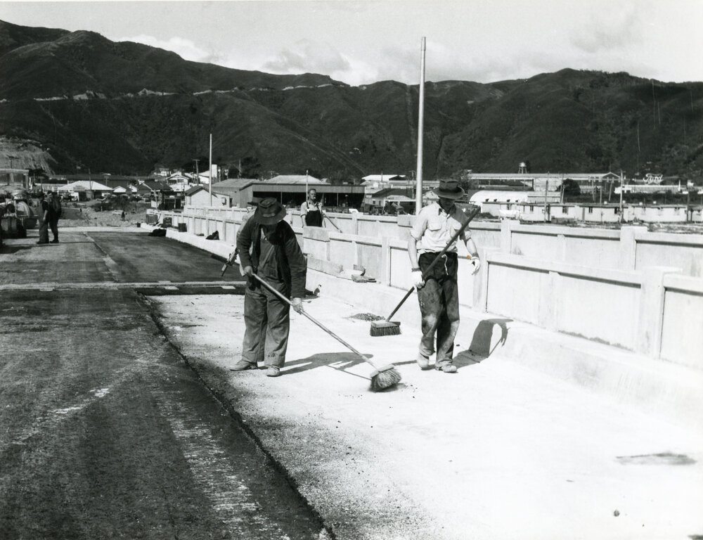 Waione Street Bridge