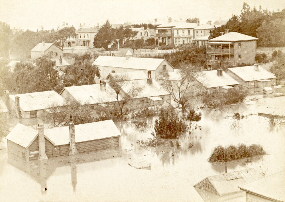 Flooding in Saunder's Lane