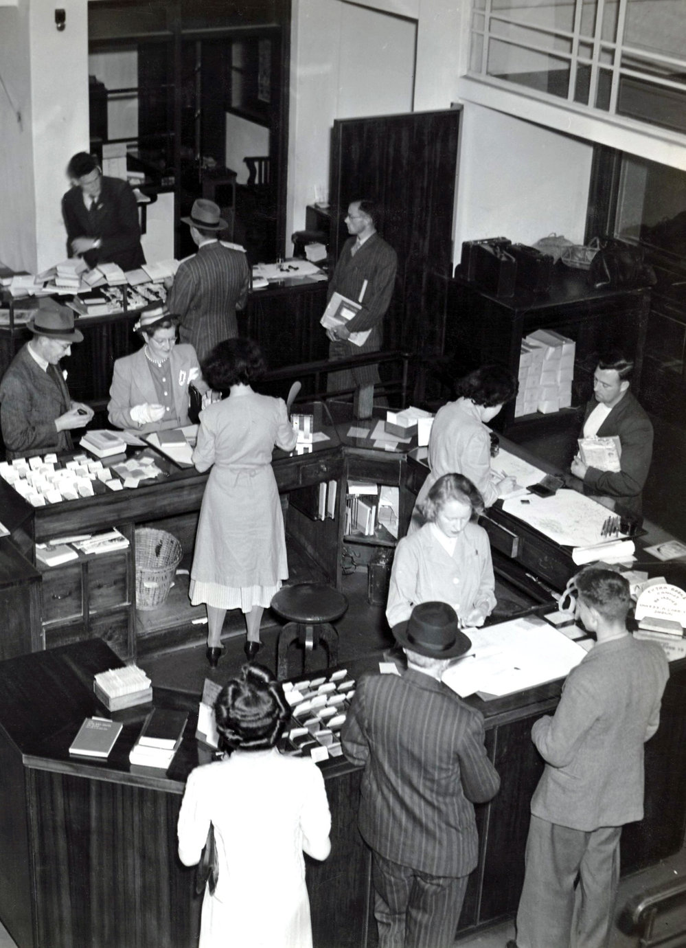 The 'Popular Library' issues desk