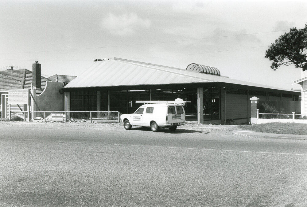 Miramar Library construction
