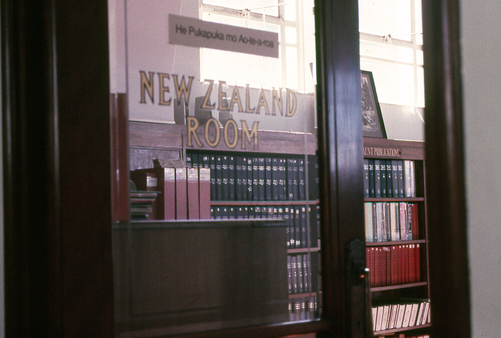He Pukapuka mo Ao-te-a-roa: The New Zealand Room