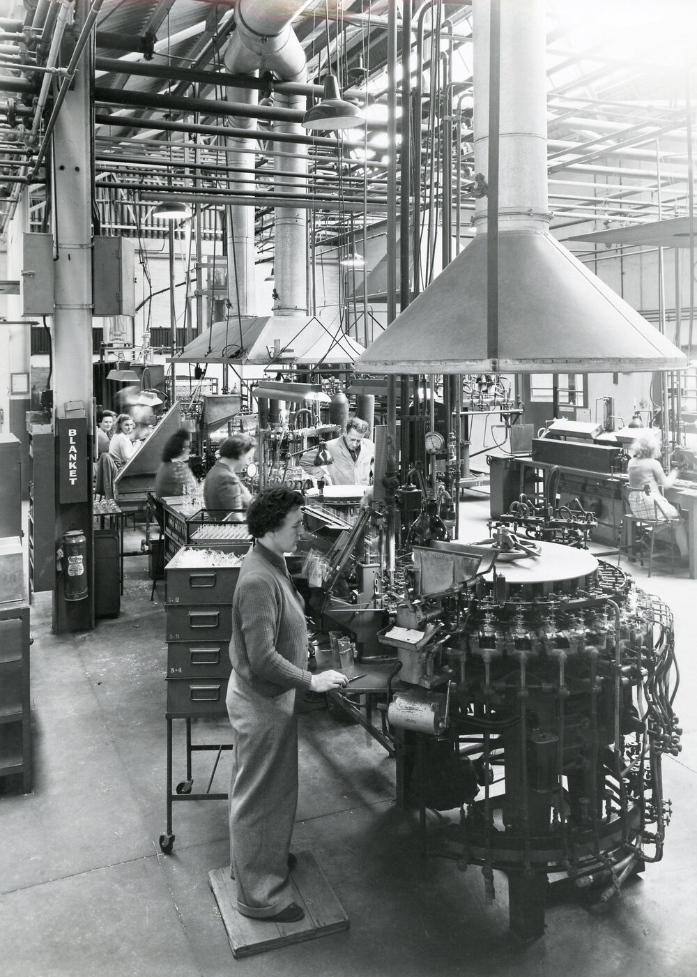 Lamp manufacturing