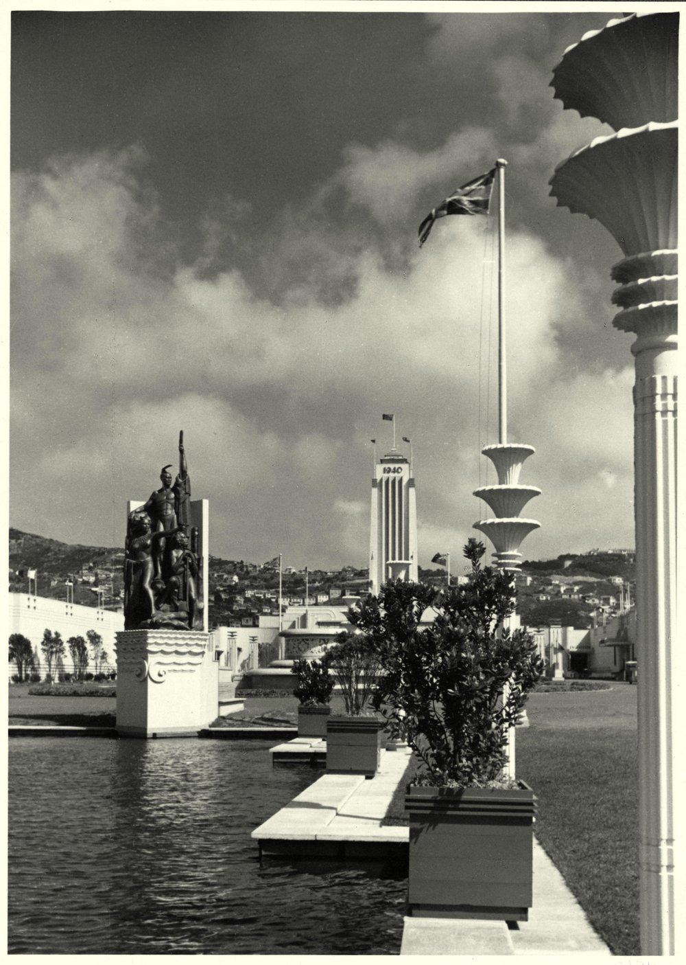  Kupe Statue at the Centennial Exhibition