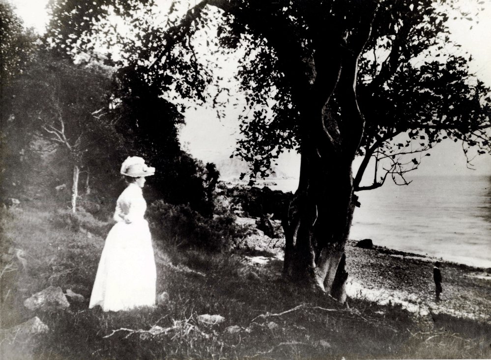 Karaka Bay