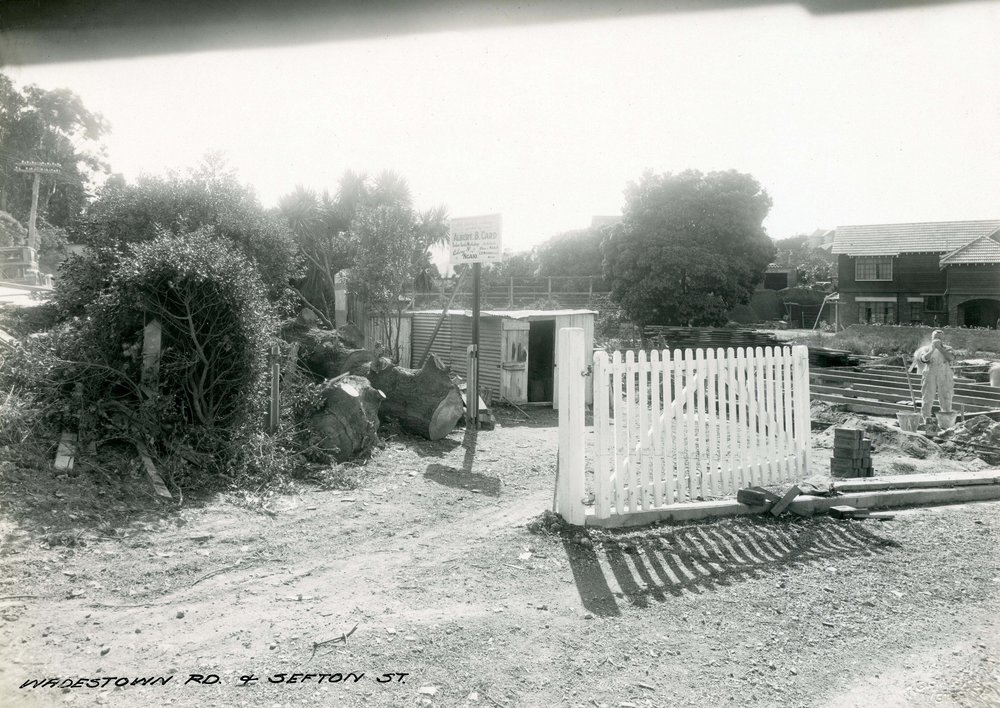 Intersection of Wadestown Road and Sefton Street