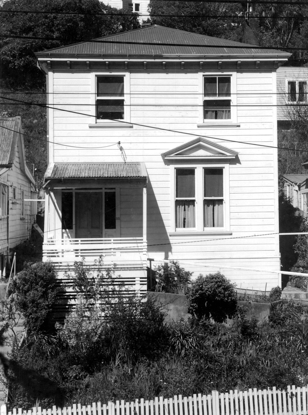 33 Epuni Street