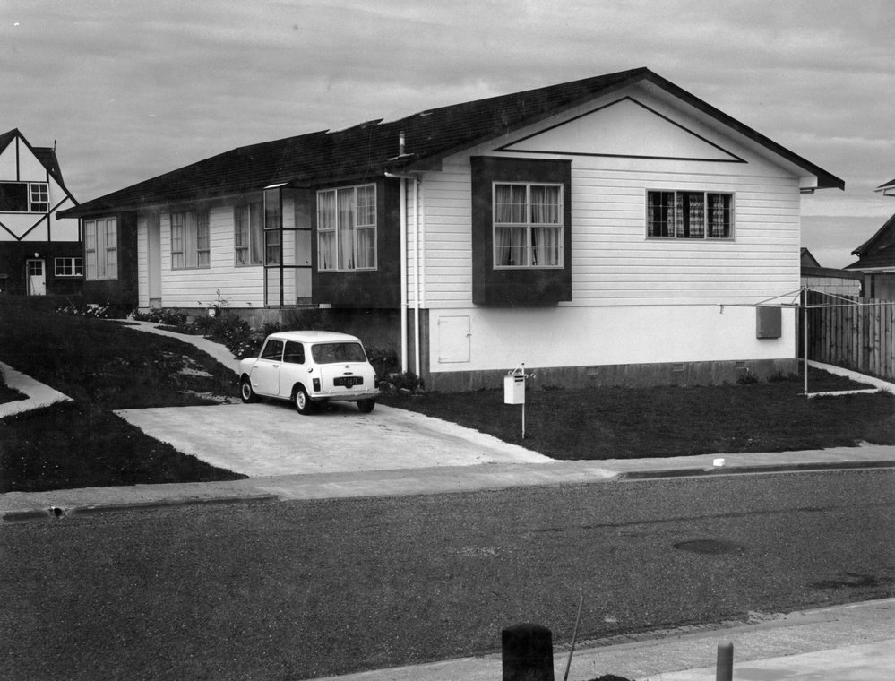 179 &amp; 179a Mitchell Street