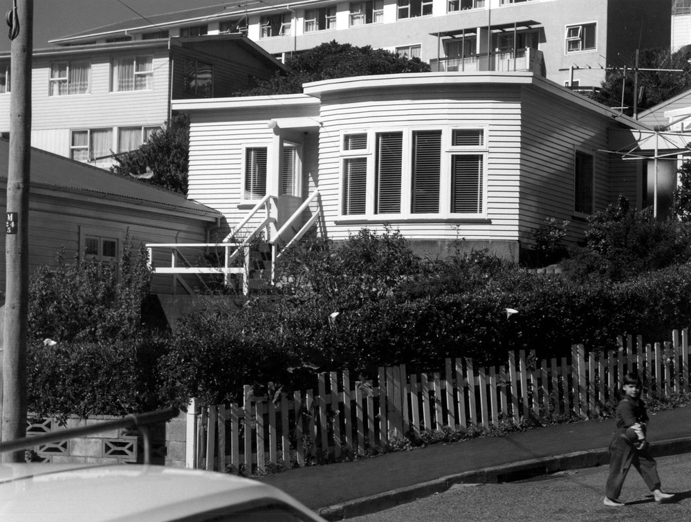 27b McKinley Crescent