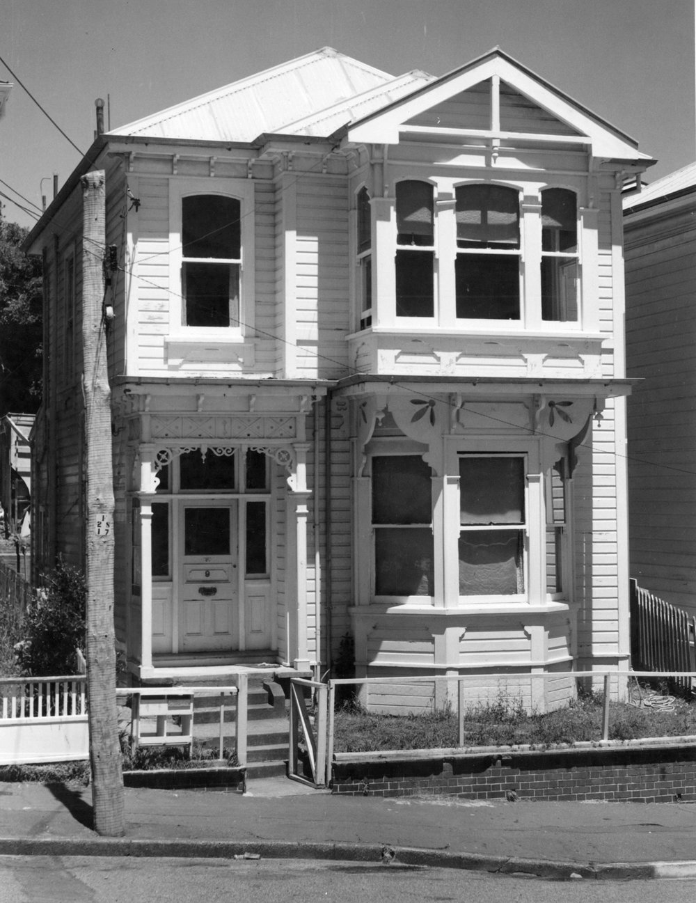 9 Dee Street