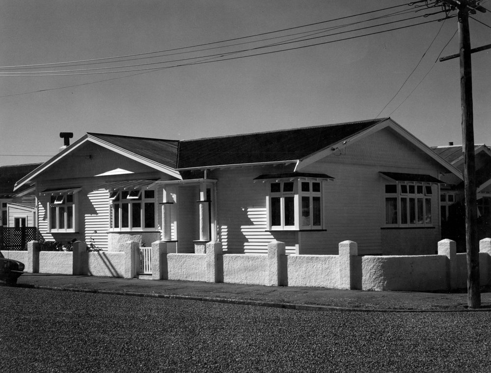 11 Puru Crescent, Lyall Bay