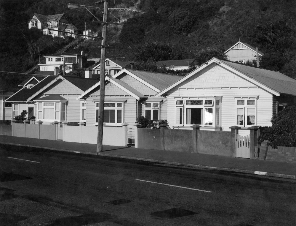 238 - 240 Queens Drive, Lyall Bay