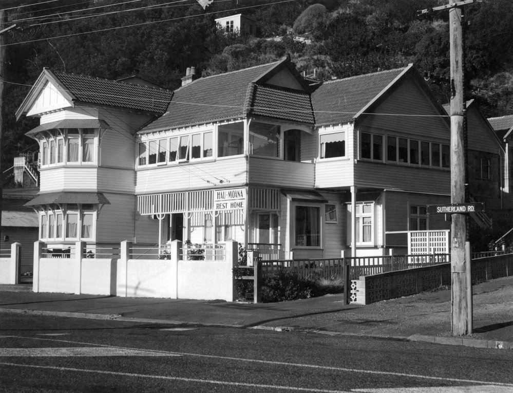 Hau Moana Rest Home, 258 Queens Drive, Lyall Bay