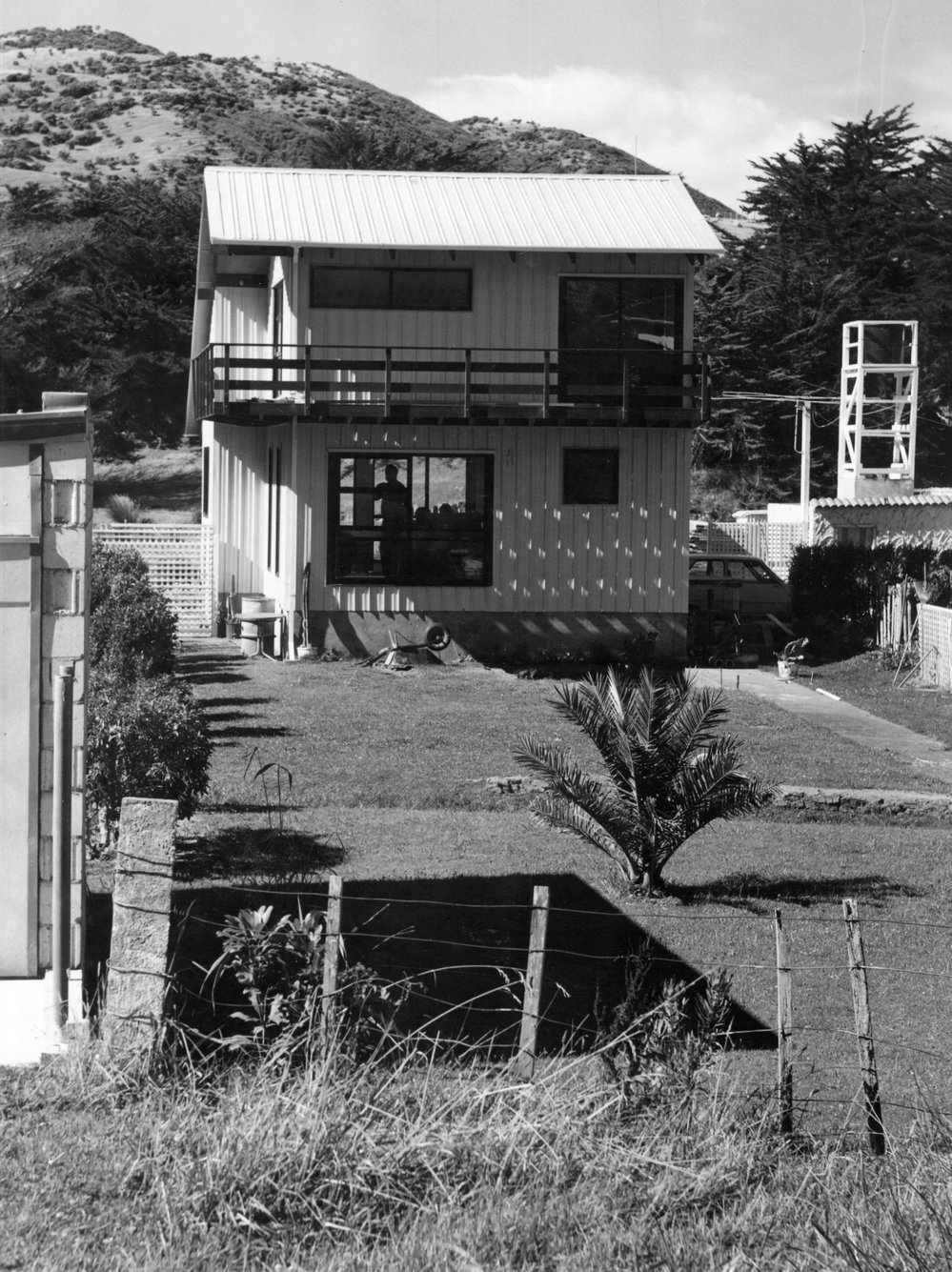 Dwelling, Mākara Beach