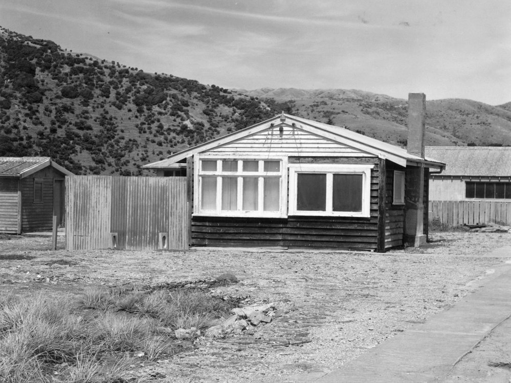 Dwelling, Mākara Beach