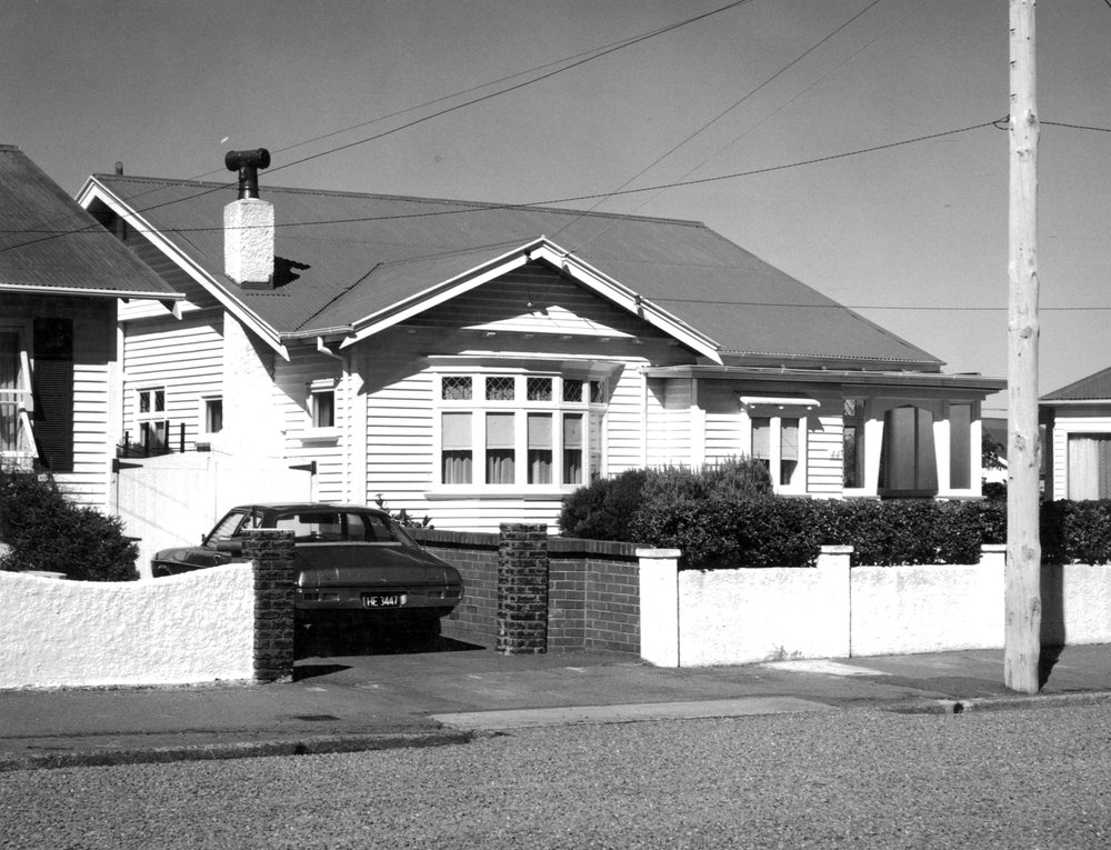 44 Puru Crescent, Lyall Bay