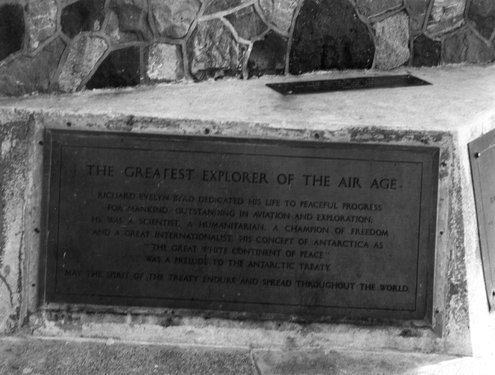 Byrd Memorial, Mount Victoria