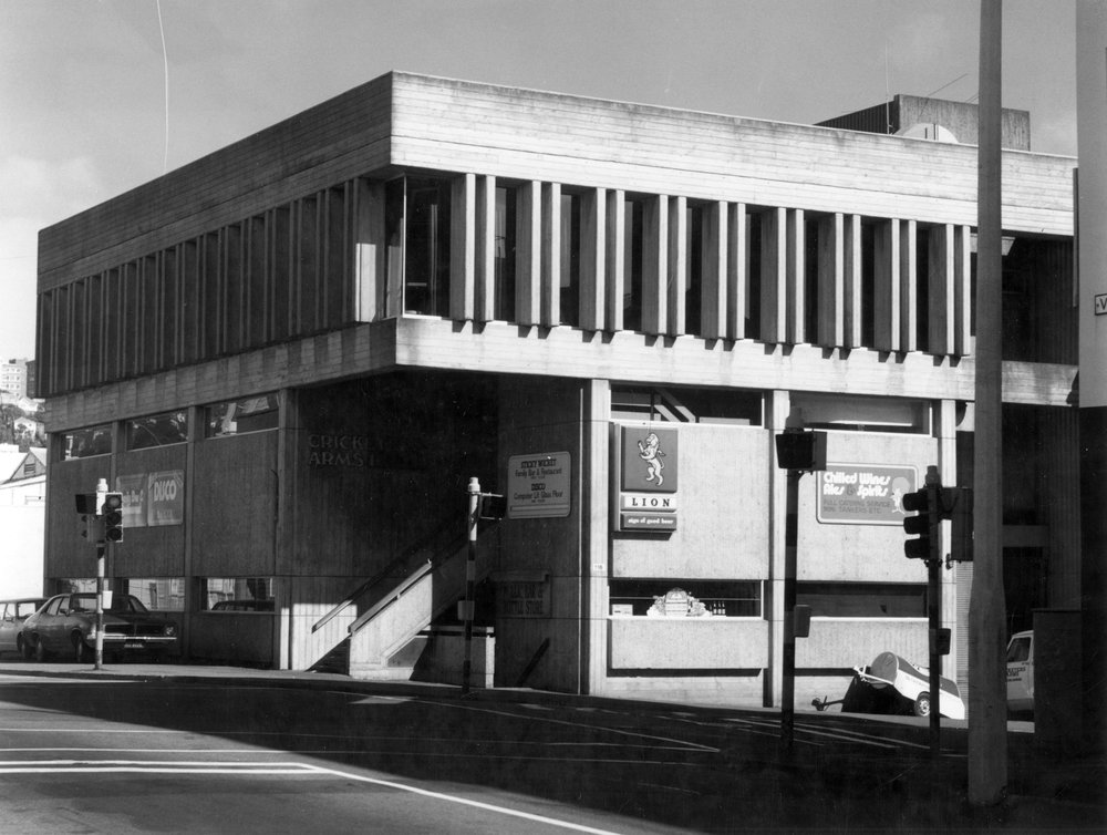 Cricketers Arms, Corner of  Tory &amp; Vivian Street 