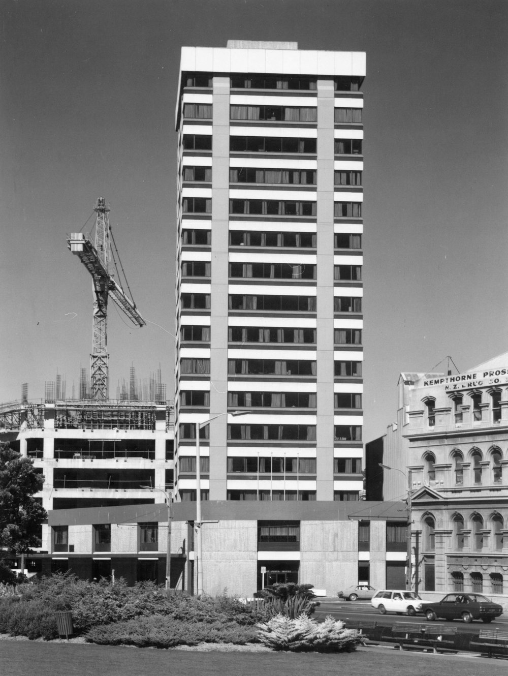 Robert Jones House, 66 Jervois Quay / 1 Willeston Street