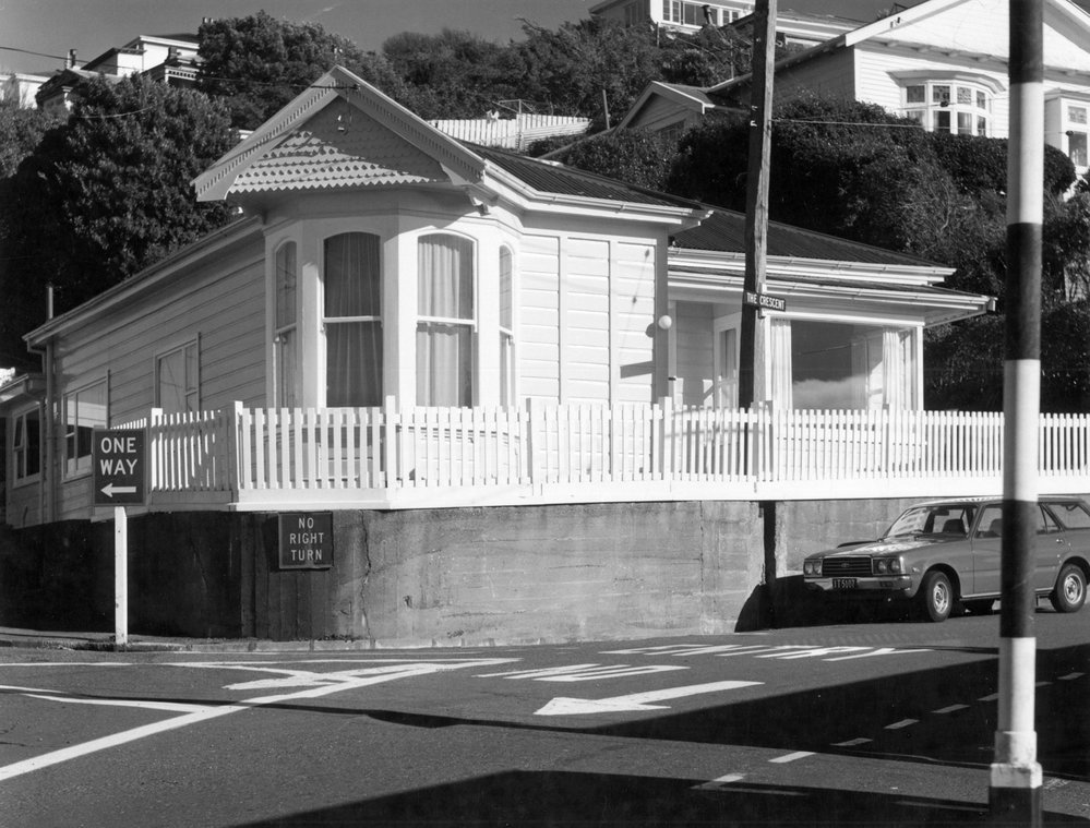 1 The Crescent, Roseneath