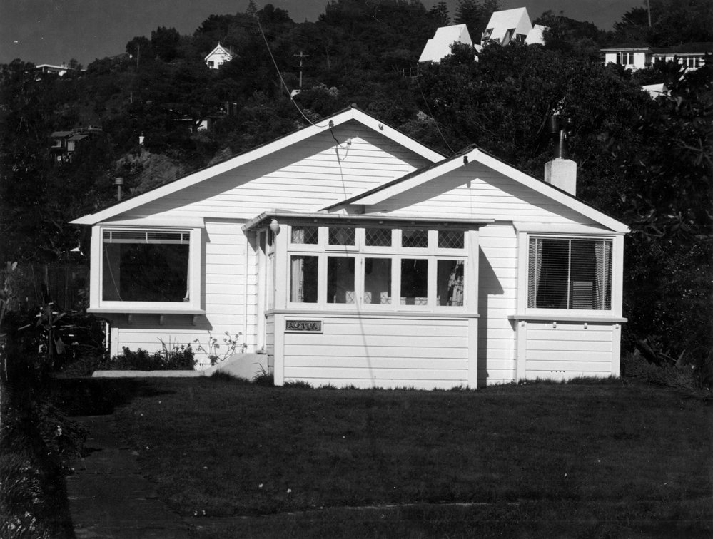 63 Marine Parade, Seatoun