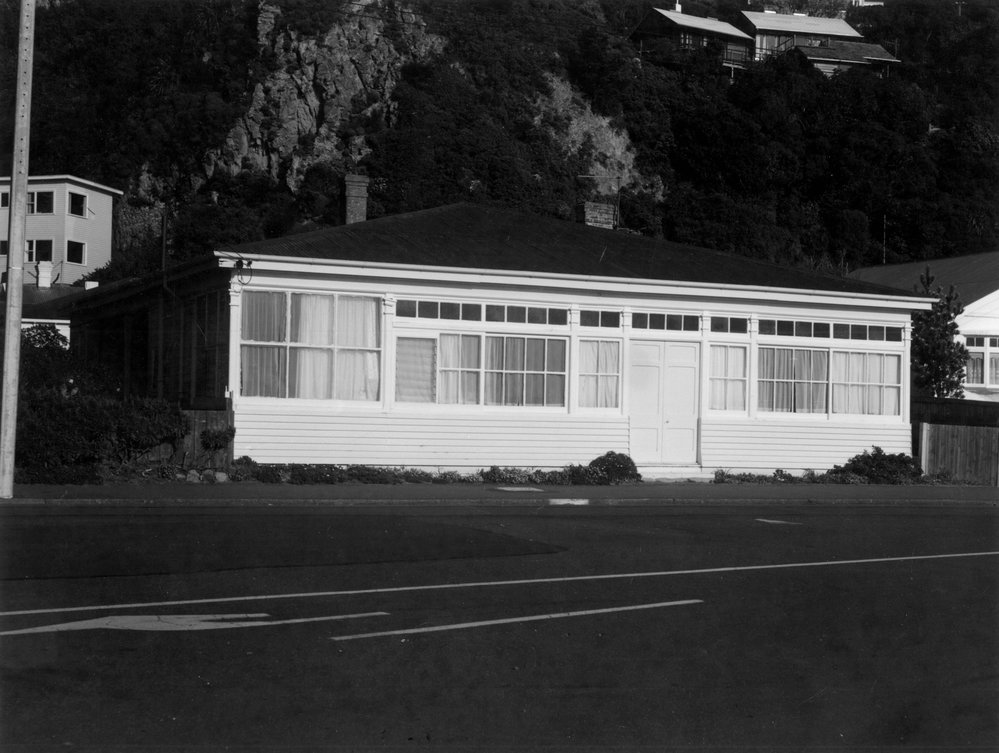 77 Marine Parade, Seatoun