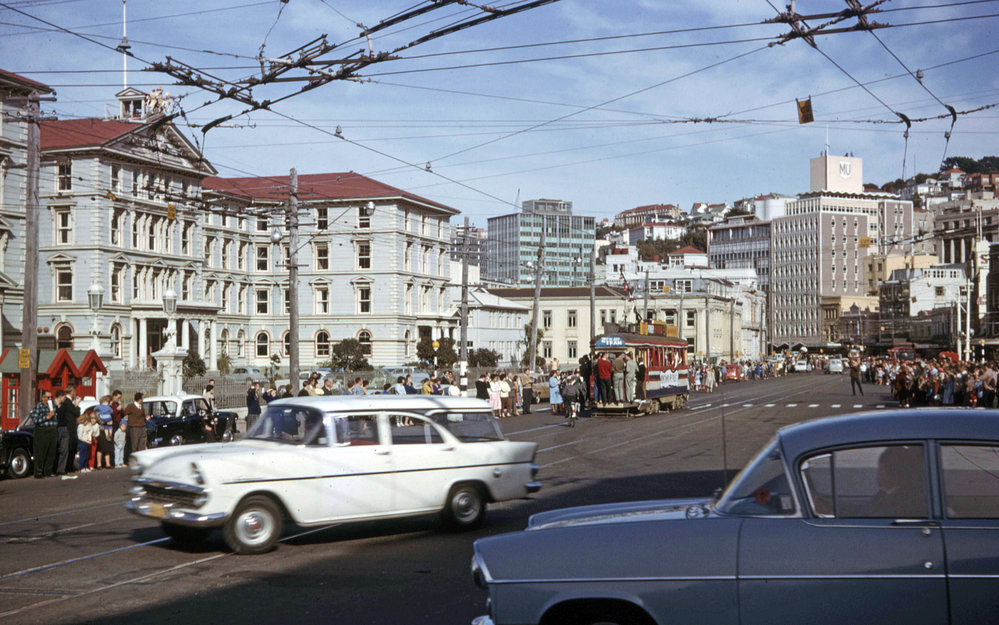 The second to last tram, Lambton Quay