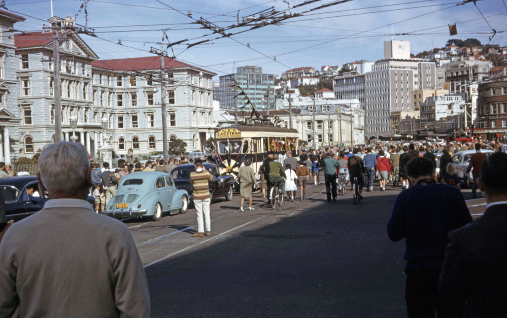 "NZ's Last Tram", Lambton Quay