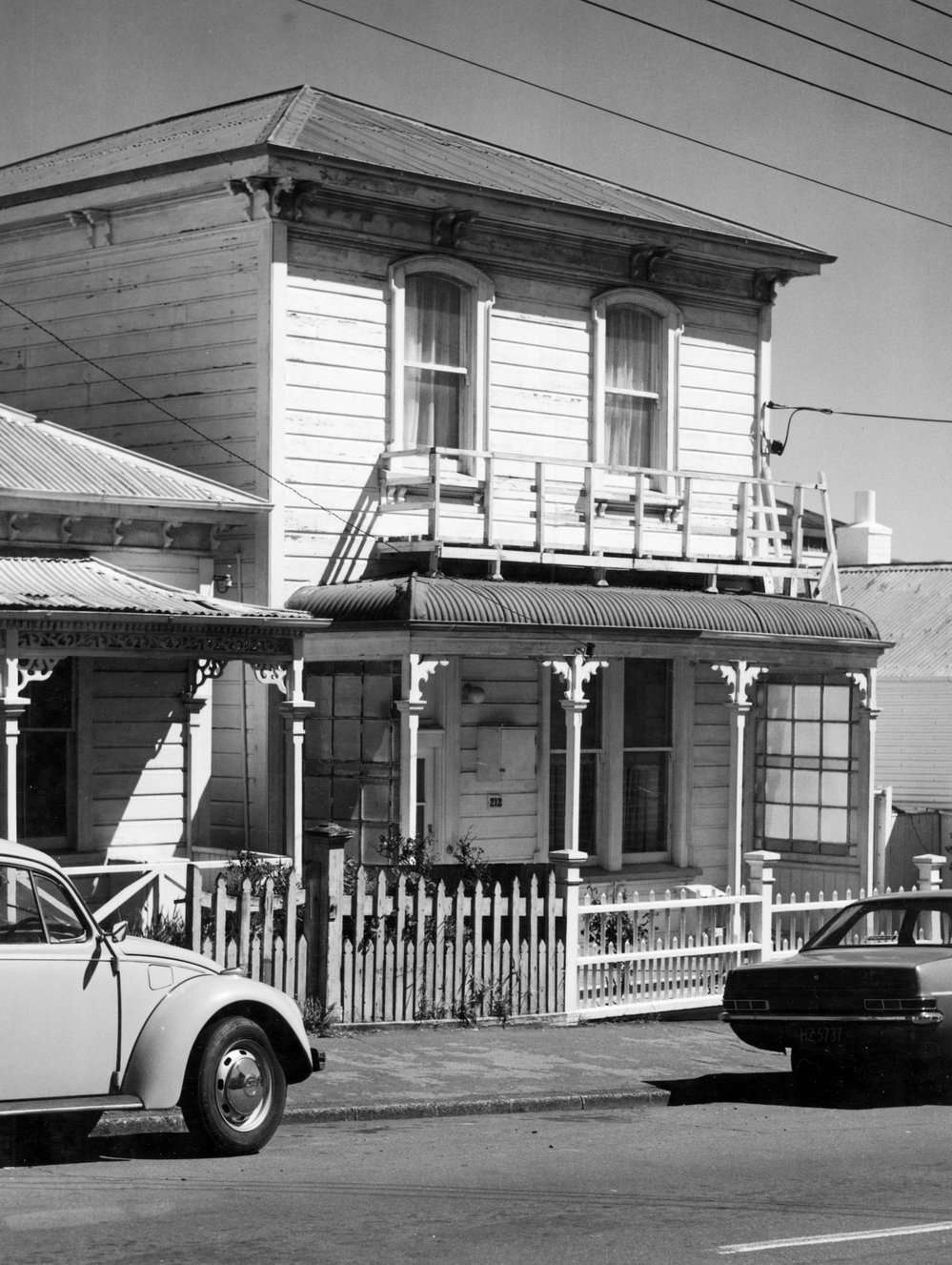 212 Adelaide Road, Newtown