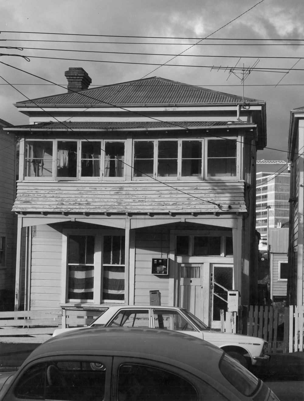 103-103A Hanson Street, Newtown