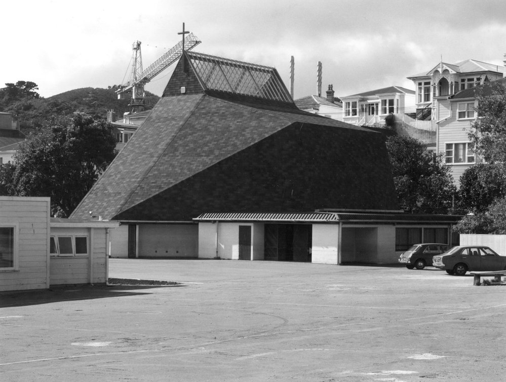 Saint Anne's Chapel, Daniell Street, Newtown