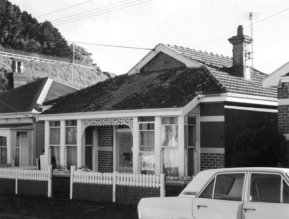 48 Hall Street, Newtown