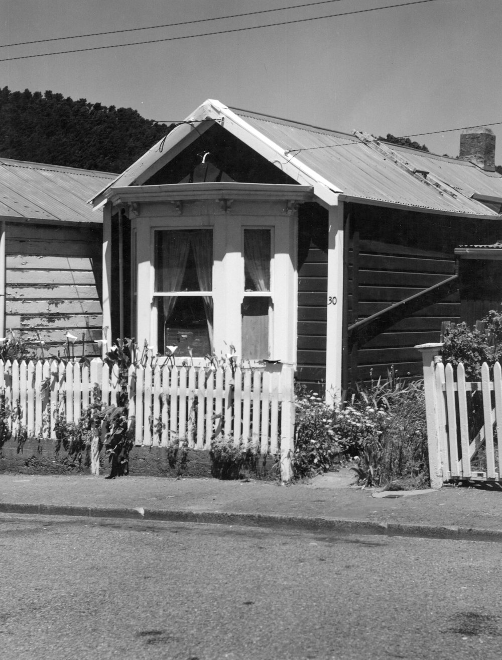 30 Newtown Avenue, Newtown