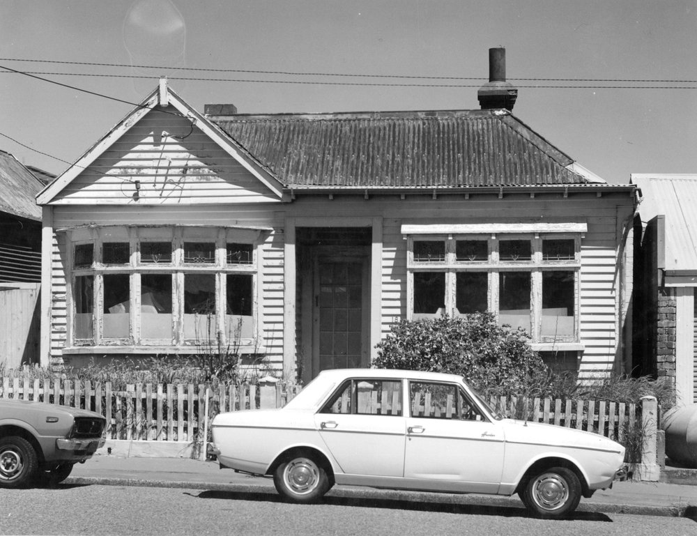 18 Newtown Avenue, Newtown