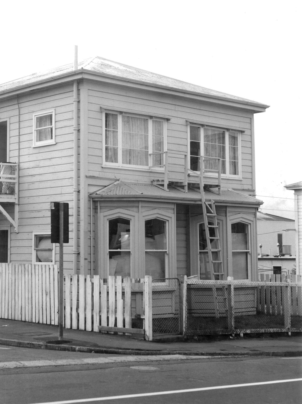 194 Vivian Street