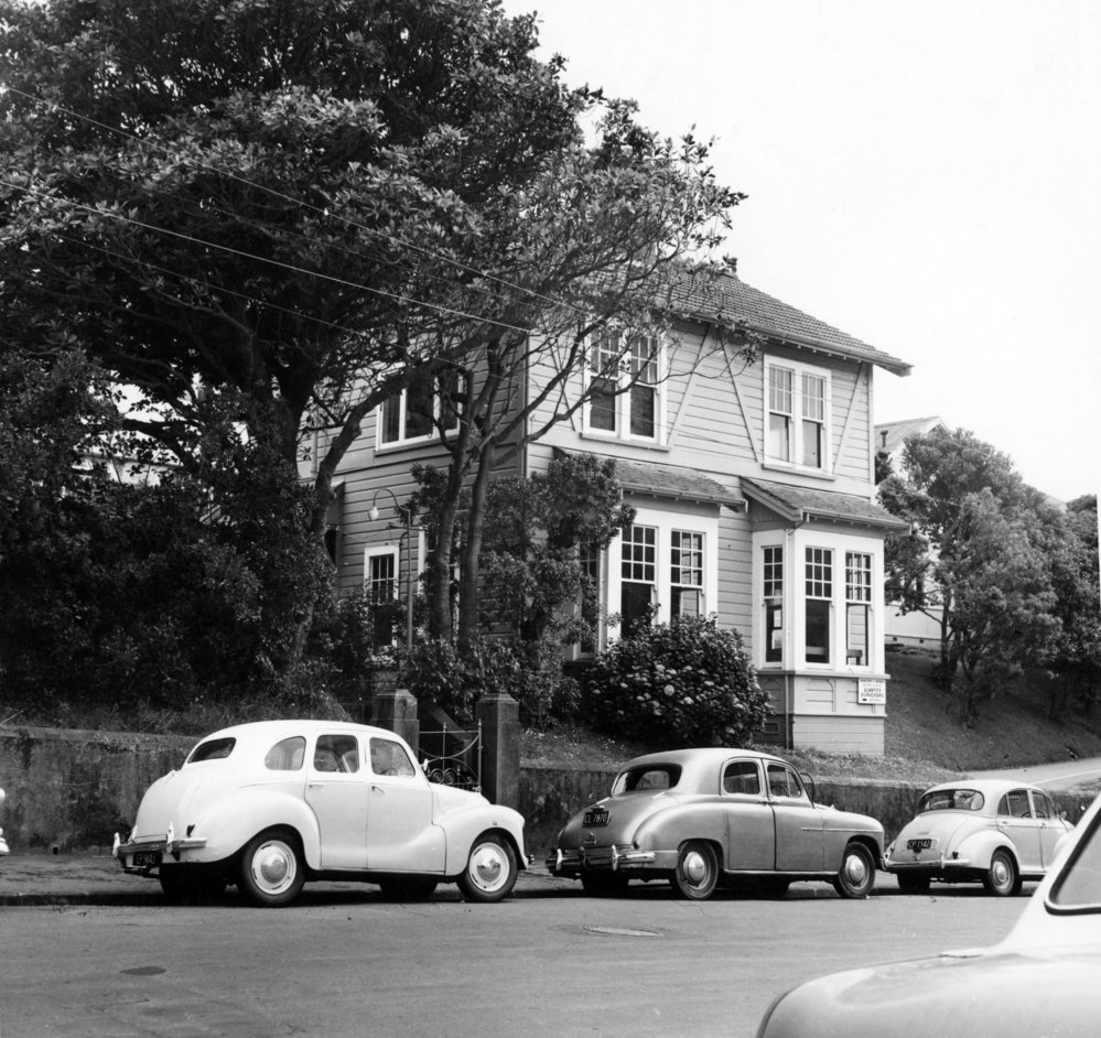 128 Sydney Street West