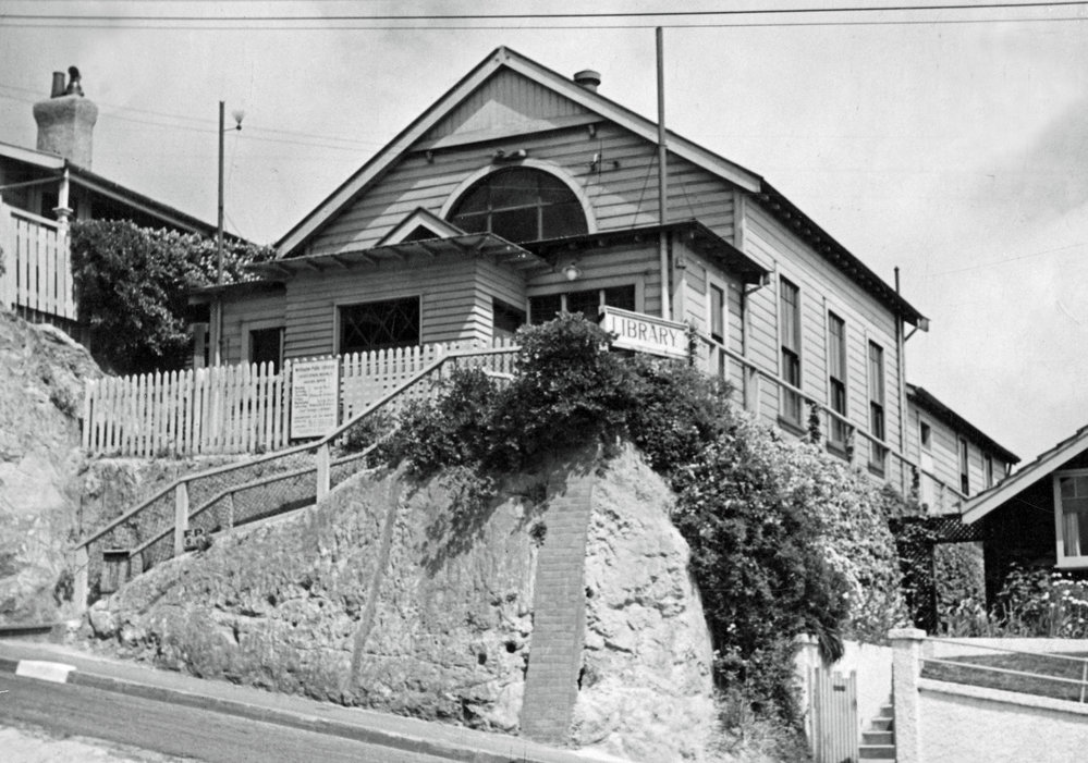 Wadestown Library