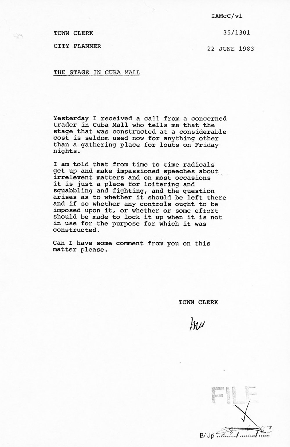 Letter regarding "louts" in Cuba Mall