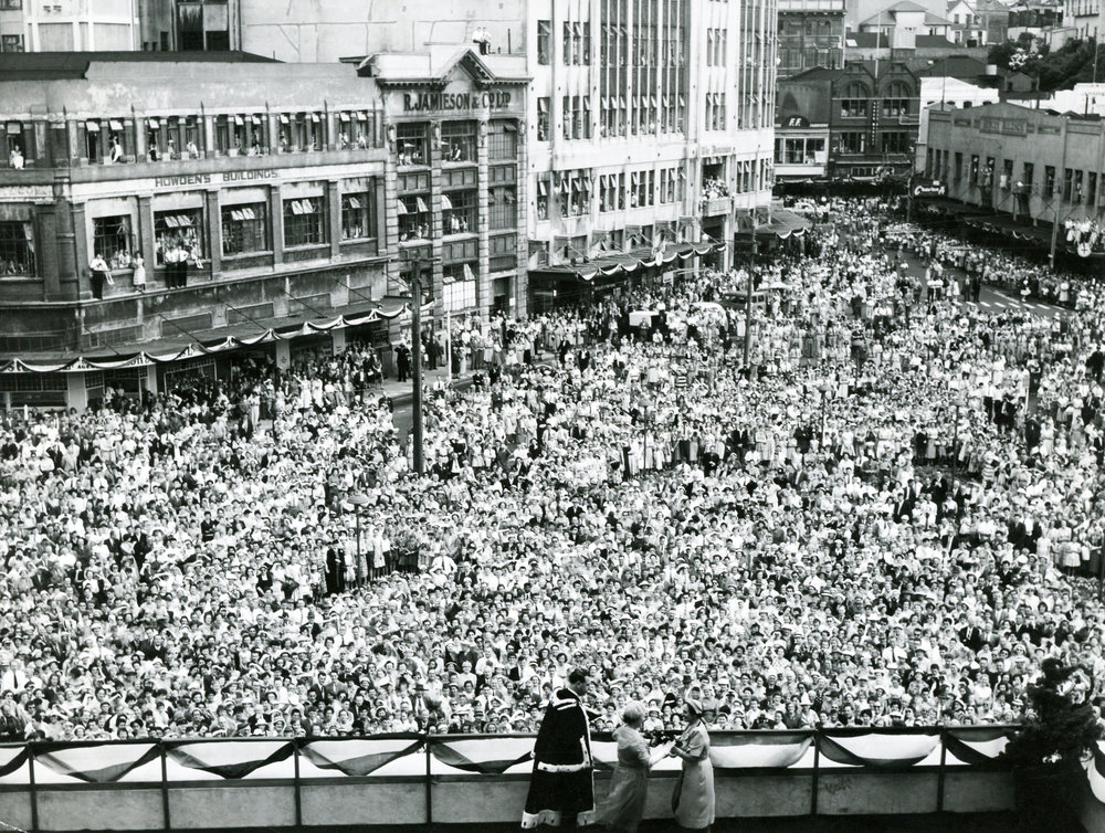 The Queen Mother visits Wellington