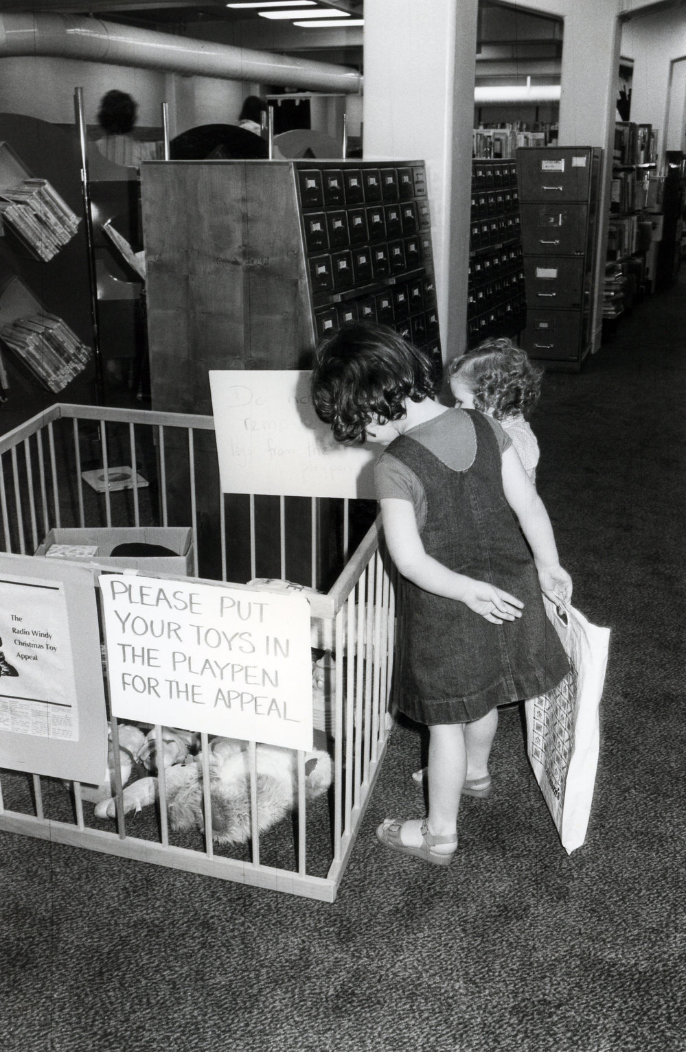 Radio Windy Christmas Toy Appeal 1981