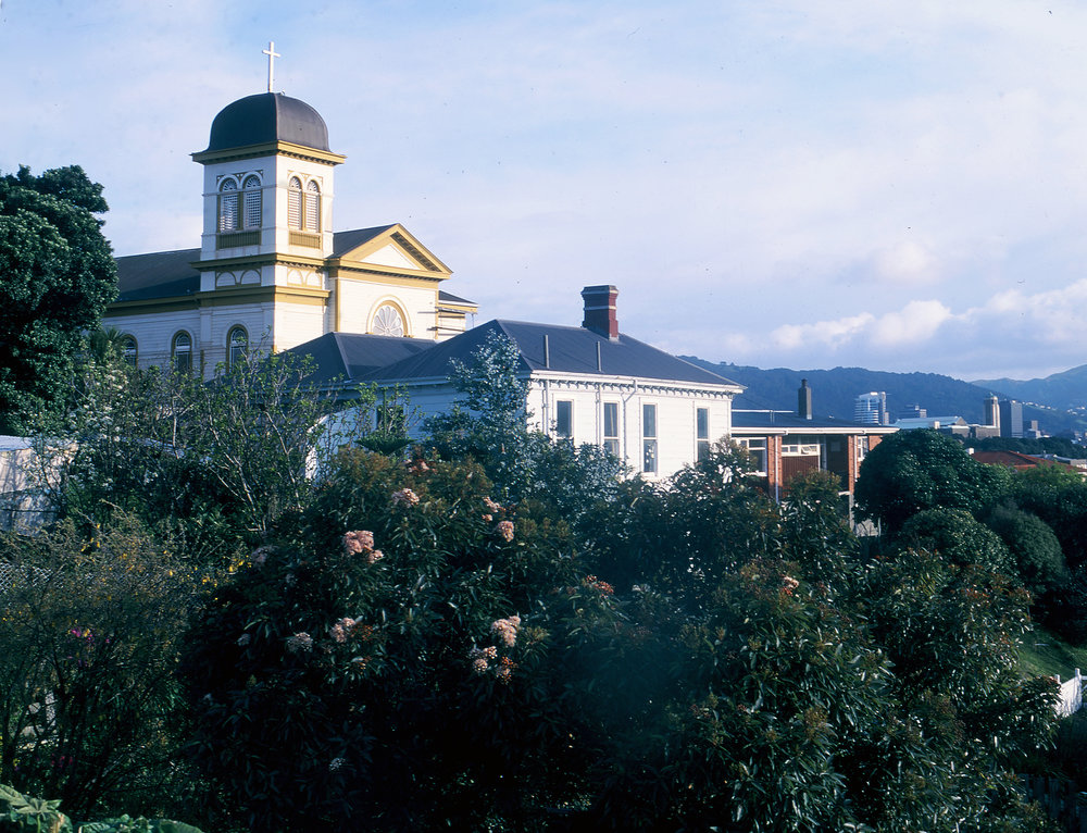 Saint James Presbyterian Church, Newtown