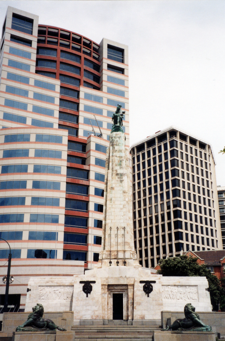 Wellington Cenotaph and The Will to Peace, Richard Oliver Gross