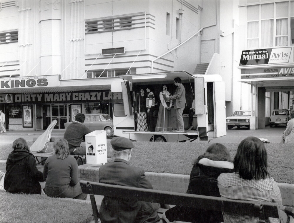 Pigeon Park (Te Aro Park)