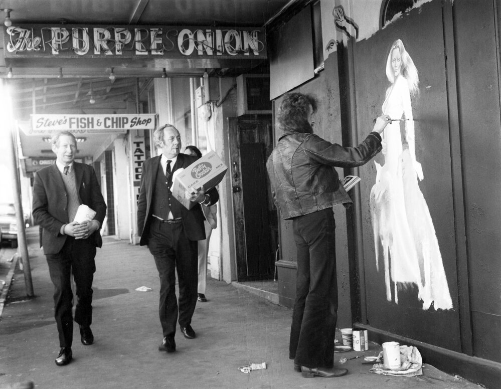 The Purple Onion, Vivian Street