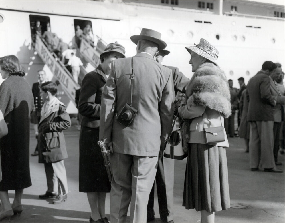 Passenger ship arrives in Wellington