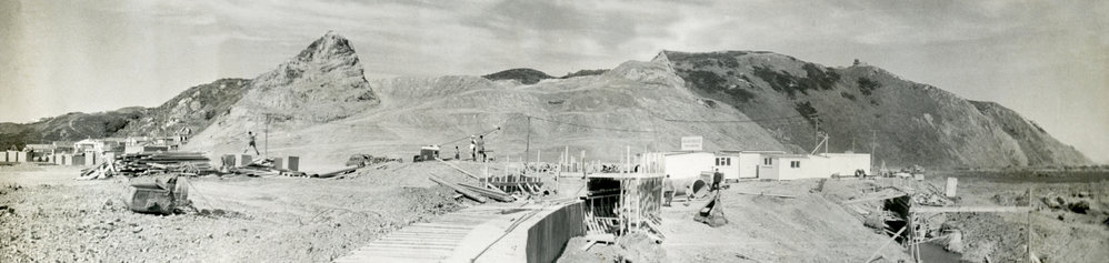 Lyall Bay breakwater construction