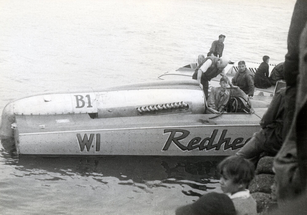 Len Southward in 'Redhead'