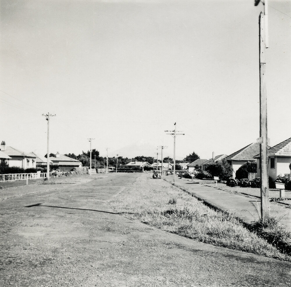 Laurent VC Street, Hāwera