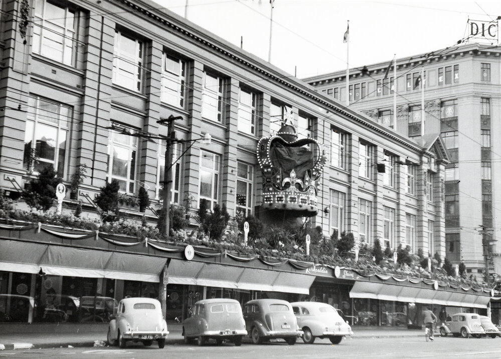 Kirkcaldie &amp; Stains