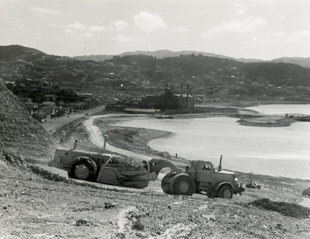Evans Bay reclamation works (I)