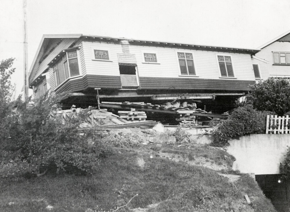 Removal of 90 Rongotai Terrace